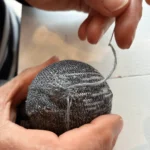 Mes cho7 en merinos :  j'y tiens trop pour les jeter ! :  et je teste 2 techniques de réparations différentes ! (nid d'abeilles pour garder l'elasticité)